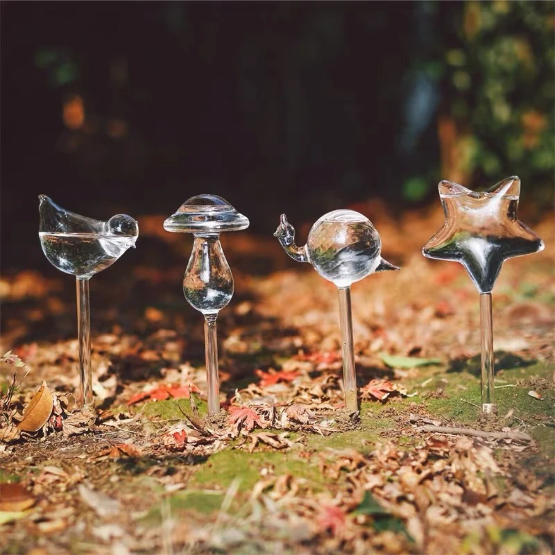 Penyiram Tanaman Kaca Kreatif  - Self Watering Insert ulasan dan harga